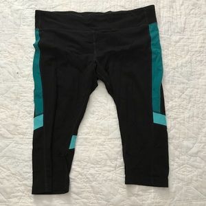 Black MATERNITY exercise pants size XL